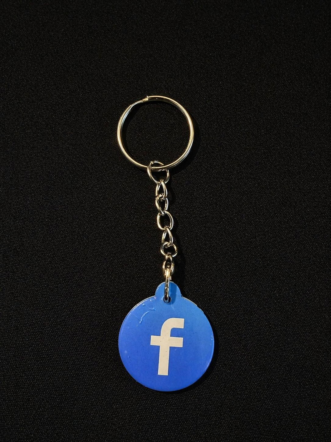 NFC Keychain Facebook